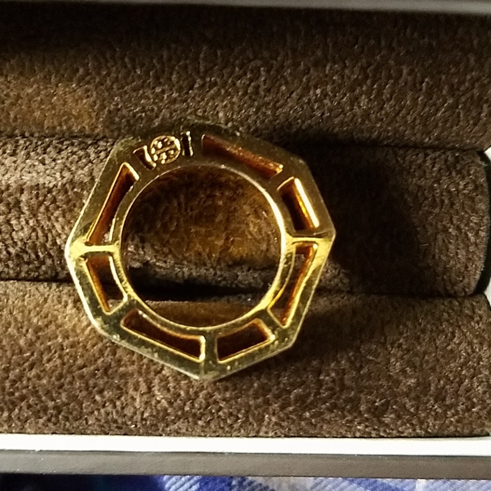Tory Burch Ring - Picture 2 of 5